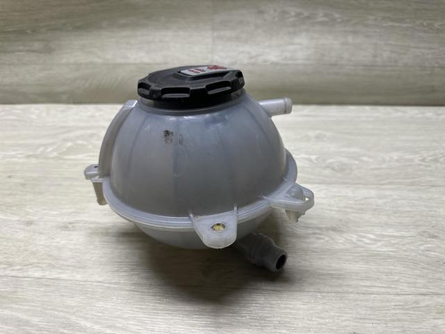 VAG 80A121405AQ Бачок системы охлаждения в наличии Сумы