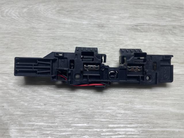 80C959121A Датчик открытия крышки багажника/задней двери (ляды) купить Винница