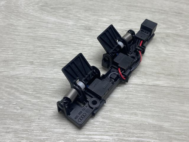 VAG 80C959121A Датчик открытия крышки багажника/задней двери (ляды) в наличии Кривой Рог
