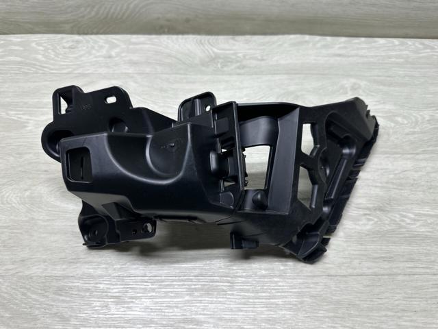 850456409R RENAULT Кронштейн бампера заднего левый купить в Хмельницкий
