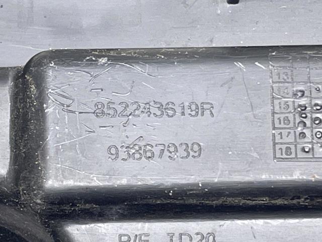 852243619R Кронштейн бампера заднего правый купить Одесса