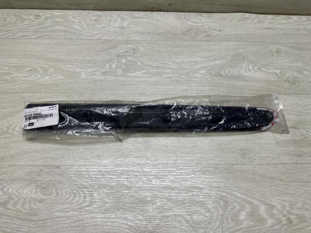 87732G5000 HYUNDAI Молдинг двери задней правой купить в Запорожье