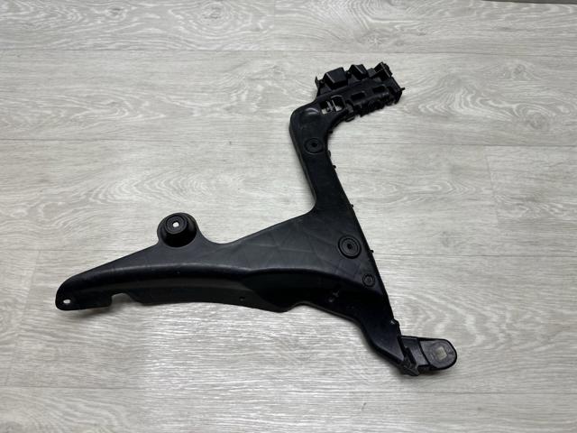 8P4807377A VAG Кронштейн бампера заднего левый купить в Тернополь