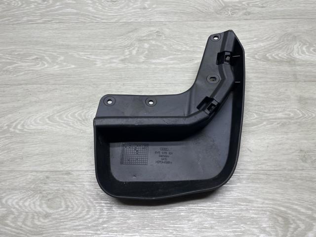 VAG 8V5075101 Задние брызговики в наличии Сумы