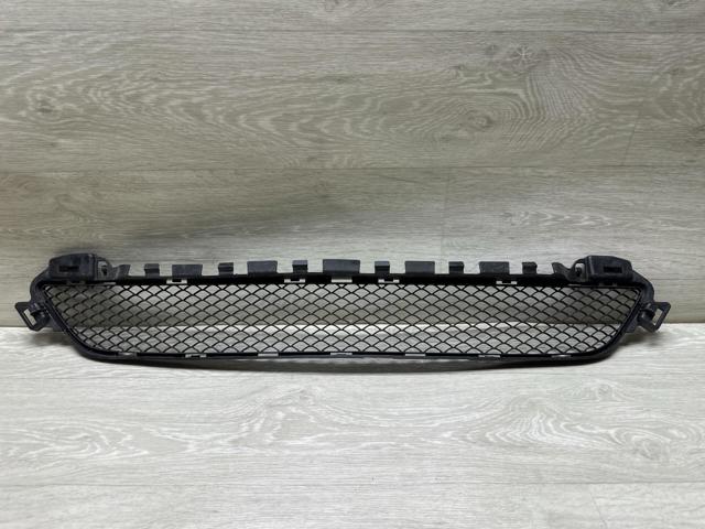 Решетка на бампер A2058850423 MERCEDES