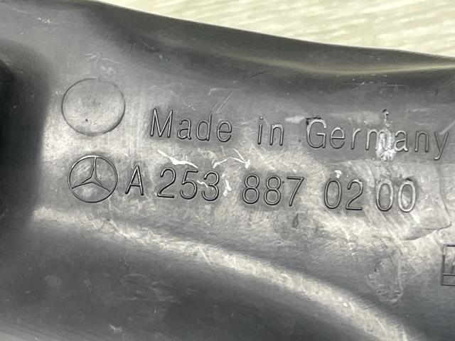 MERCEDES 2538870200 Дефлектор радиатора в наличии Ровно