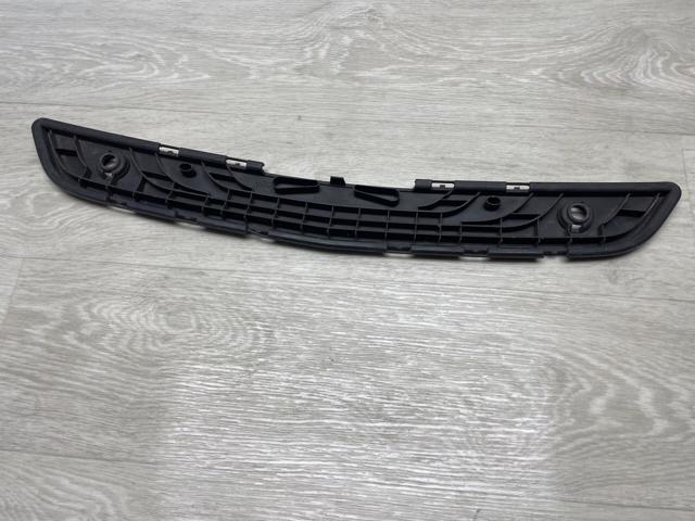 A9078850500 MERCEDES Накладка бампера переднего купить в Ужгород