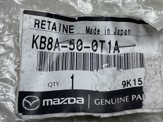 MAZDA KB8A500T1A Кронштейн бампера переднего правый в наличии Ирпень