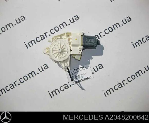 Моторчик стеклоподъемника двери задней, правой A2048200642 MERCEDES