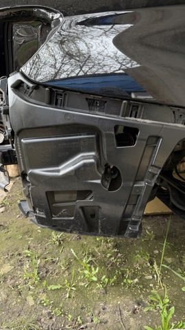 Кронштейн бампера заднего, внешний правый 51127384466 BMW