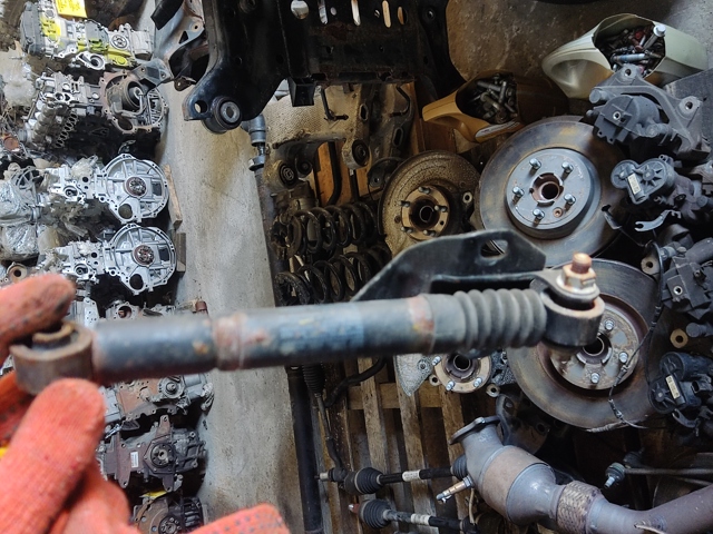 Подушка коробки LR047393 LAND ROVER
