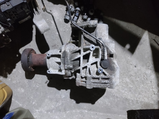Редуктор переднего моста LR051076 LAND ROVER