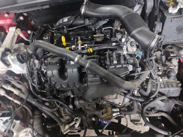 Трубка кондиционера от компрессора к радиатору LR070475 LAND ROVER