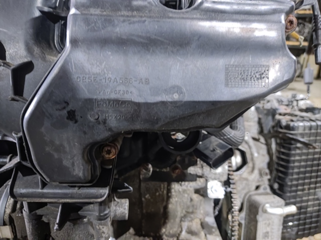 LAND ROVER LR083482 Коллектор впускной в наличии Харьков