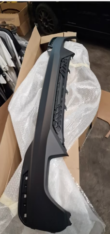 BMW 51192412409 Накладка бампера заднего в наличии Ровно