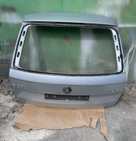 Задняя ляда 3T9827025D VAG