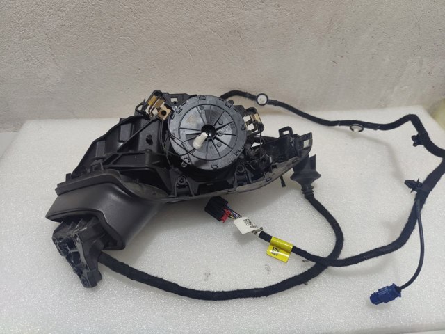 Наружное зеркало правое 4K1857410J9B9 VAG