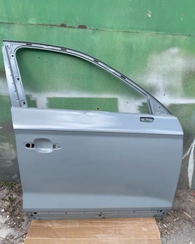 Пассажирская передняя дверь 80A831052NSTL VAG