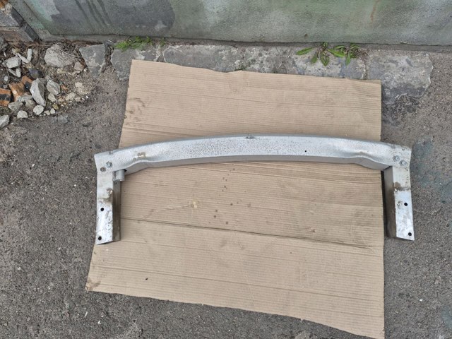 Швеллер заднего бампера 8R0807313B VAG