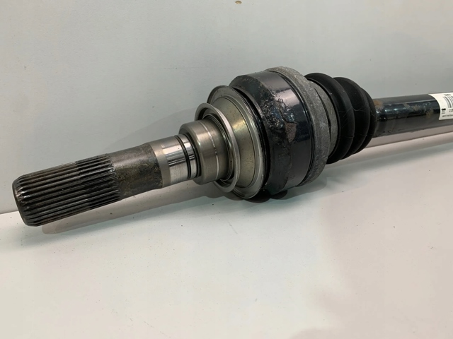 Полуось задняя, правая 2284116 BMW
