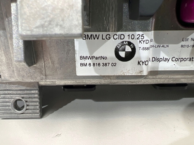 Дисплей многофункциональный 6816387 BMW
