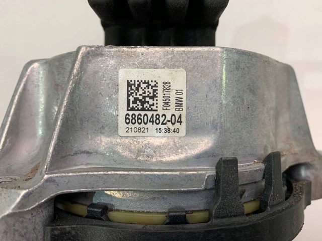 Гидроопора двигателя правая 6860482 BMW