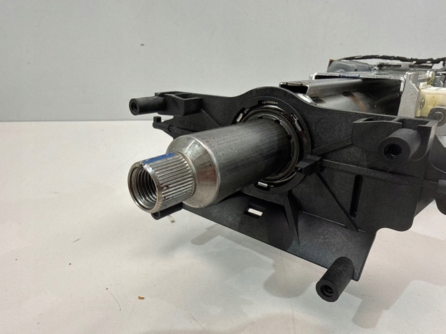 Колонка рулевая 6862001 BMW