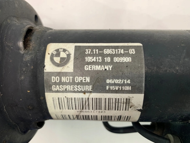 Передний правый амортизатор 6863174 BMW