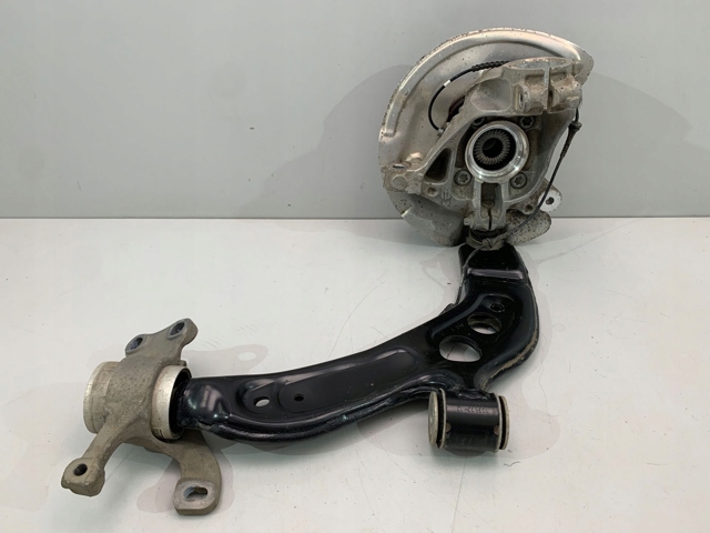 6876643 Цапфа передняя левая купить Киев