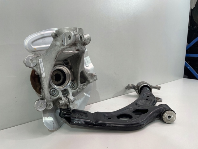 Ось передняя и поворотные кулаки 6876646 BMW