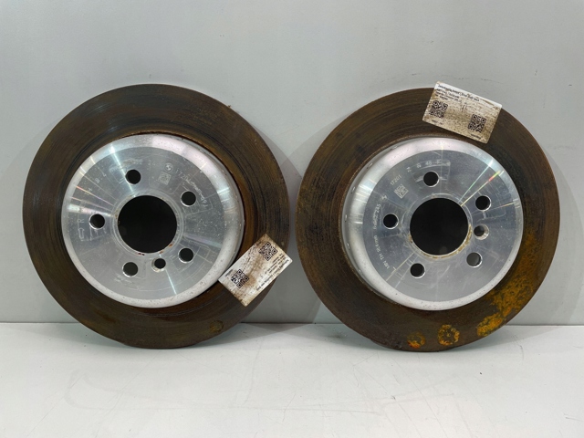 Диск тормозной задний 6882246 BMW