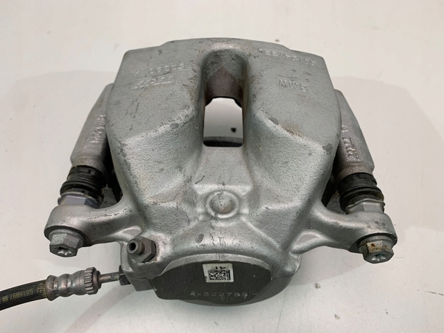 Тормозной суппорт 6882254 BMW