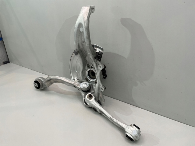 Ось передняя и поворотные кулаки 6884386 BMW