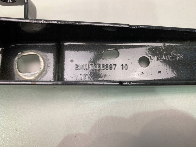 7366397 BMW Петля крышки багажника купить в Ровно