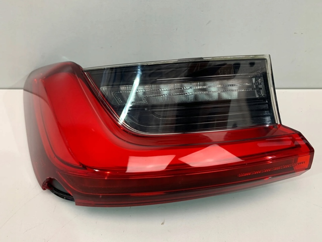 Задняя левая внешняя фара 7420449 BMW