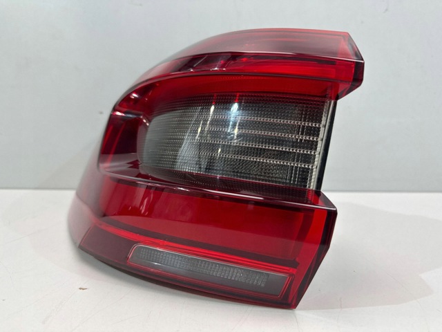 Фонарь задний 7442259 BMW