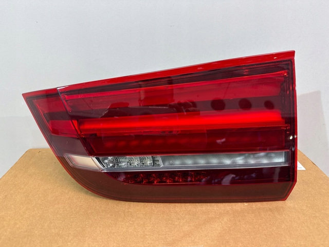 7470888 BMW Фонарь задний правый внутренний купить в Житомир