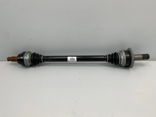 Полуось задняя, правая 7566086 BMW