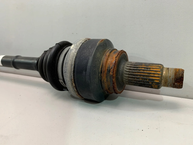 Полуось задняя, левая 7597681 BMW