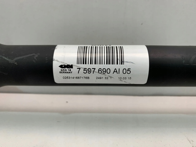 7597690 BMW Полуось задняя правая купить в Ужгород