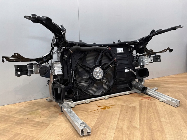 7617635 BMW Радиатор охлаждения двигателя купить в Житомир