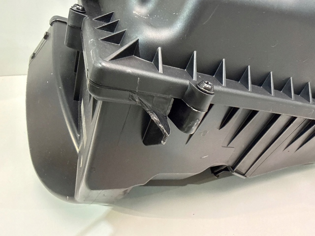 Коробка фильтра 7643301 BMW