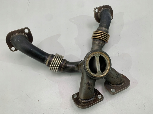Газопроводы (коллектор выпускной) 7843780 BMW