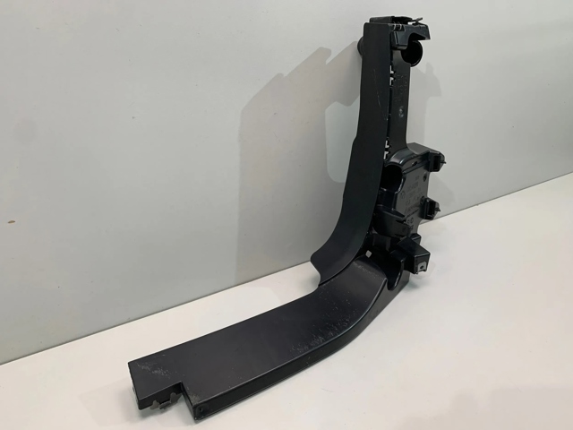 8054020 BMW Кронштейн бампера заднего правый купить в Львов