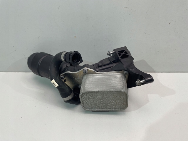8513965 BMW Корпус масляного фильтра купить в Винница