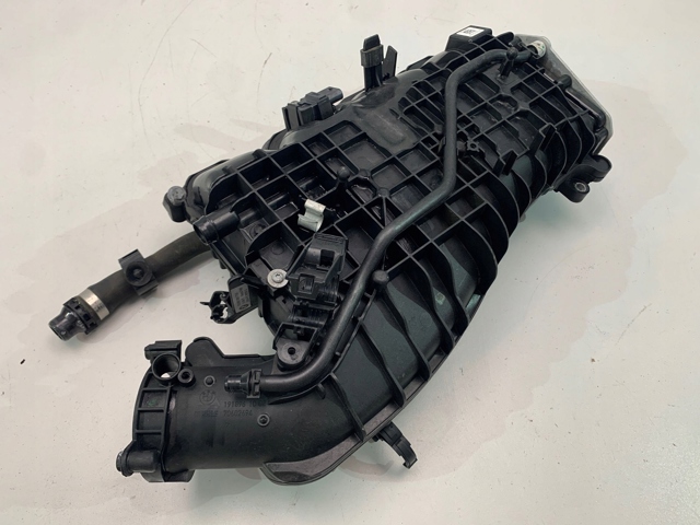 8603914 BMW Впускной коллектор купить в Ужгород
