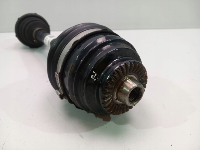 Полуось передняя левая 8643367 BMW