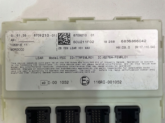 Монтажный блок предохранителей 8709210 BMW