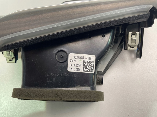 Решетка воздуховода левая 9329545 BMW