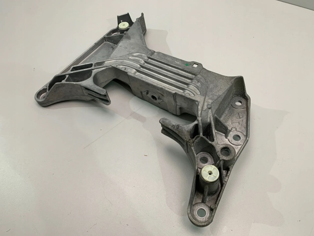 Кронштейн КПП 9485330 BMW